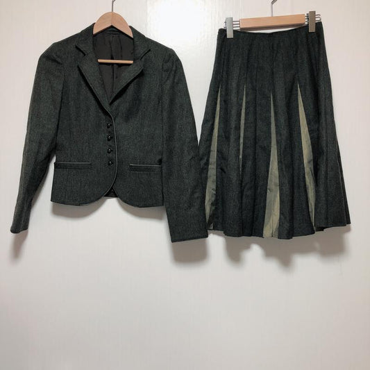 キヨコタカセ K.T KIYOKO TAKASE スーツ ひざ丈スカート 7 無地 灰 / グレー / X 金 / ゴールド /  レディース USED 古着 中古 10010139