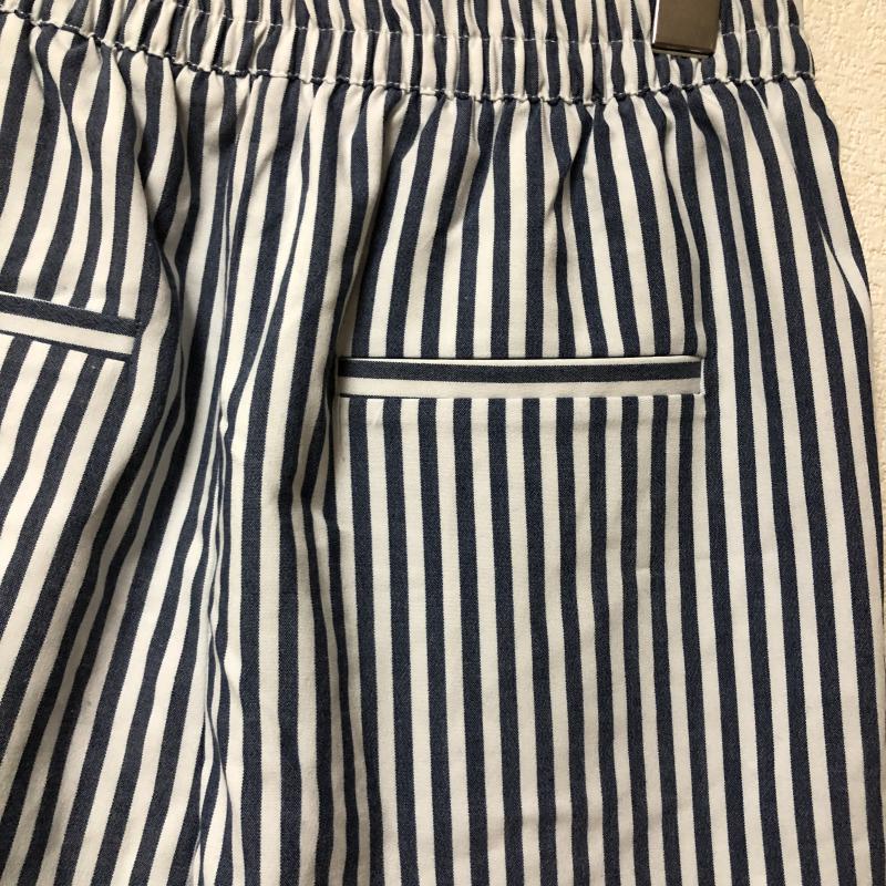 ベルシュカ Bershka パンツ キュロット L ストライプ 白 / ホワイト / X 紺 / ネイビー /  レディース USED 古着 中古 10010776