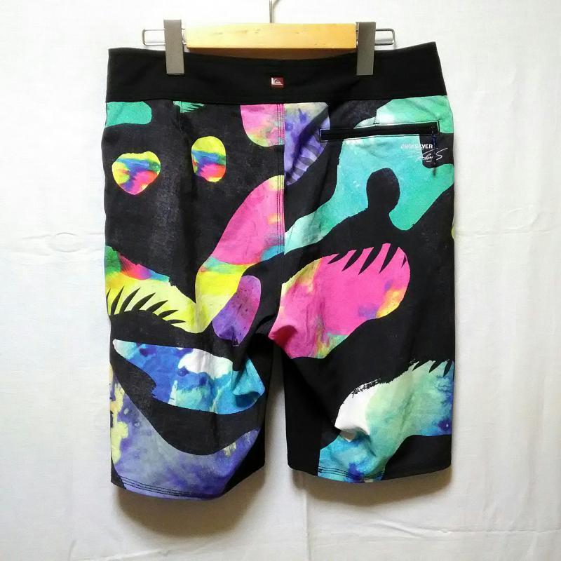 クイックシルバー Quiksilver パンツ ショートパンツ 30インチ 無地 X 総柄 黒 / ブラック / X 桃 / ピンク / X 青 / ブルー / X 黄 / イエロー /  メンズ USED 古着 中古 10011879