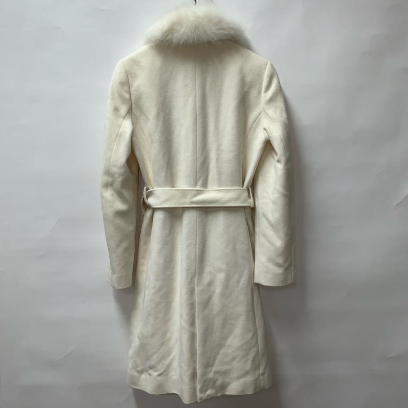 リアルリッシュ REALRICHE コート コート一般 フォックスファー 38 無地 白 / ホワイト /  レディース USED 古着 中古 10012468