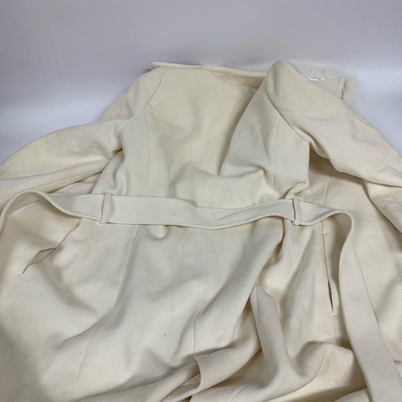 リアルリッシュ REALRICHE コート コート一般 フォックスファー 38 無地 白 / ホワイト /  レディース USED 古着 中古 10012468