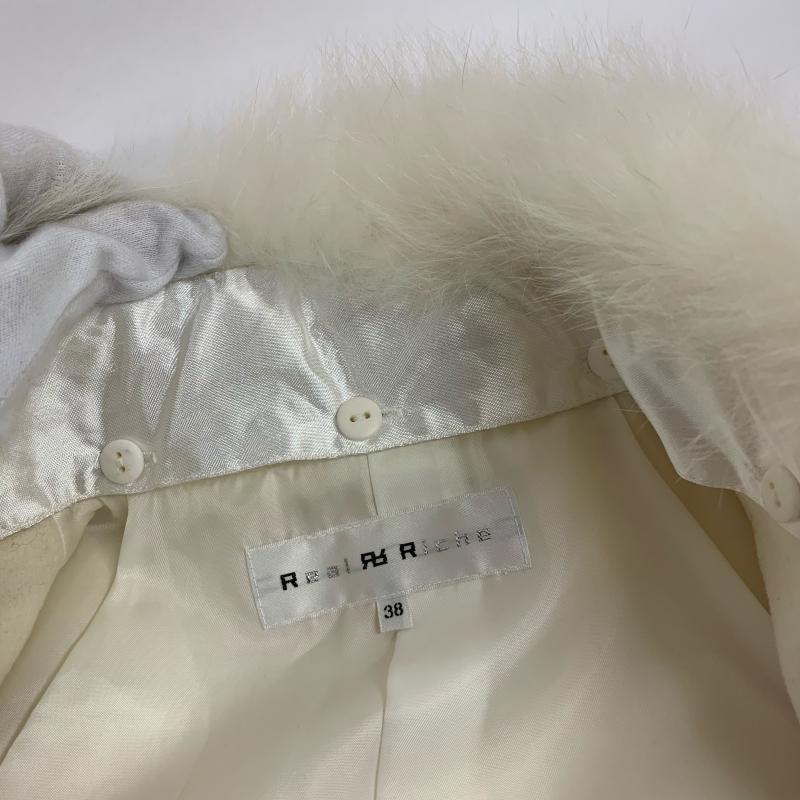 リアルリッシュ REALRICHE コート コート一般 フォックスファー 38 無地 白 / ホワイト /  レディース USED 古着 中古 10012468