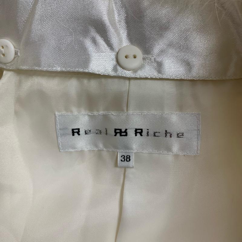 リアルリッシュ REALRICHE コート コート一般 フォックスファー 38 無地 白 / ホワイト /  レディース USED 古着 中古 10012468