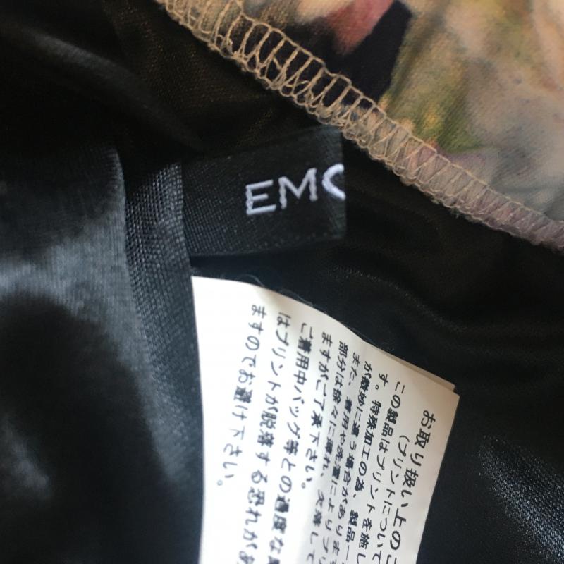 エモダ EMODA スカート ミニスカート S 花柄 X 総柄 紺 / ネイビー / X 白 / ホワイト / X 赤 / レッド / X 橙 / オレンジ / X 紫 / パープル / X 緑 / グリーン /  レディース USED 古着 中古 10012639