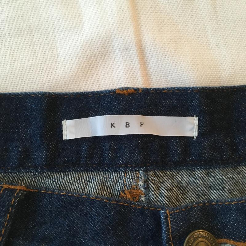 ケービーエフ KBF パンツ ショートパンツ ベルト付き/デニム 無地 インディゴ / インディゴ /  レディース USED 古着 中古 10016377