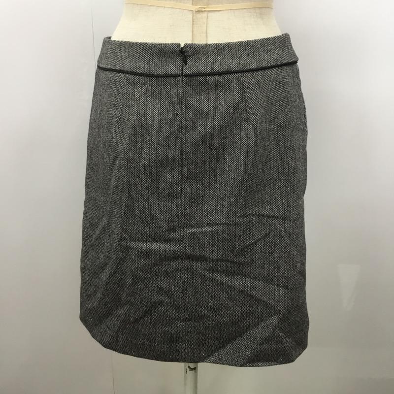アンタイトル UNTITLED スカート ミニスカート バックジップスカート 2 無地 灰 / グレー /  レディース USED 古着 中古 10021472
