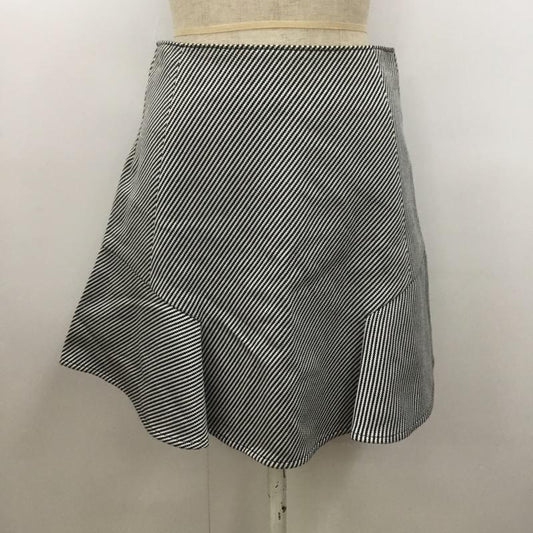 フォンセ FONCE スカート  フレアスカート ジオメトリック 36 ストライプ 白 / ホワイト / X 黒 / ブラック /  レディース USED 古着 中古 10021789