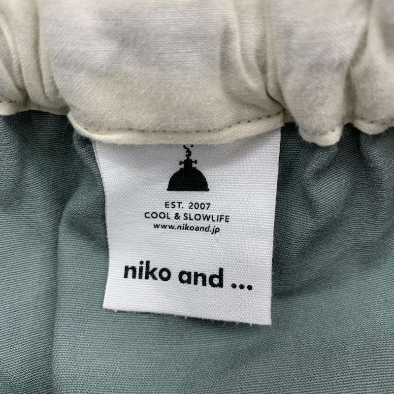 ニコアンド niko and... スカート ひざ丈スカート 台形スカート 迷彩 カモフラ カモフラージュ柄・迷彩 水色 / ライトブルー /  レディース USED 古着 中古 10022180