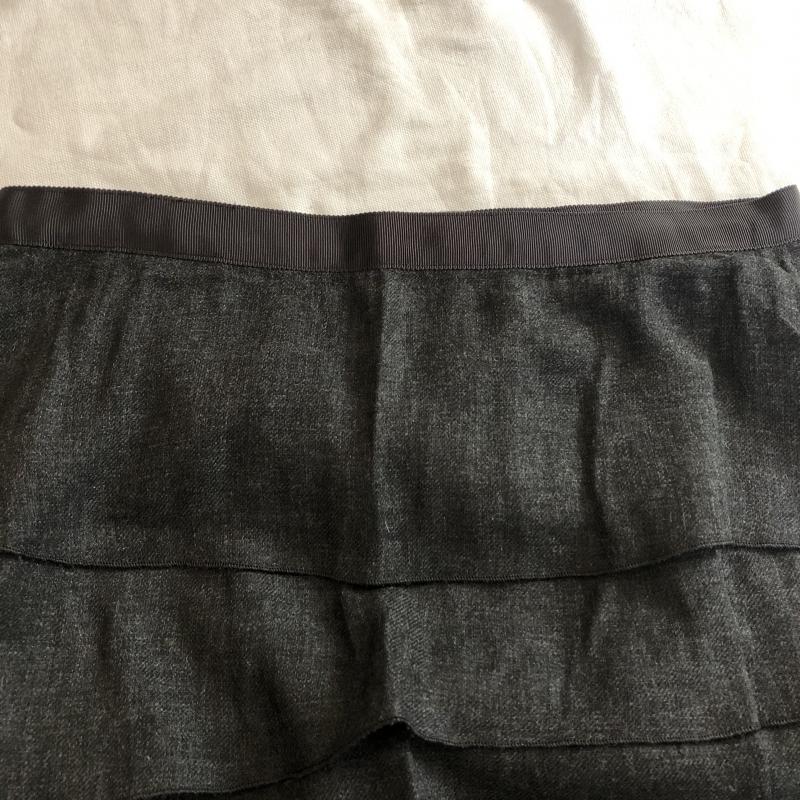 アイシービー ICB スカート ひざ丈スカート フリル　タイトスカート 4 無地 灰 / グレー / gray レディース USED 古着 中古 10033318