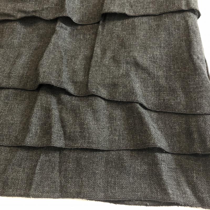 アイシービー ICB スカート ひざ丈スカート フリル　タイトスカート 4 無地 灰 / グレー / gray レディース USED 古着 中古 10033318