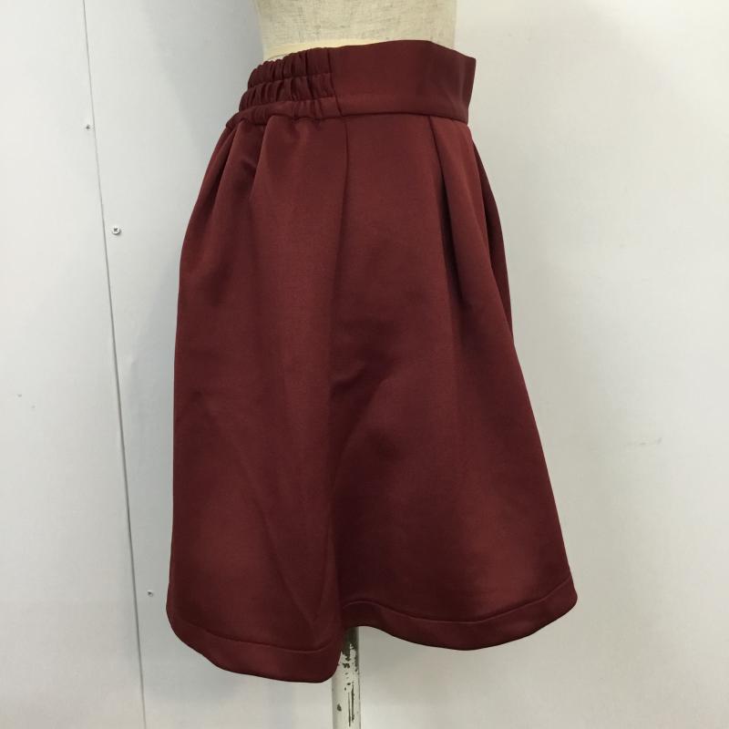 アースミュージックアンドエコロジー earth music&ecology スカート ミニスカート FREE 無地 赤 / レッド / red レディース USED 古着 中古 10043350