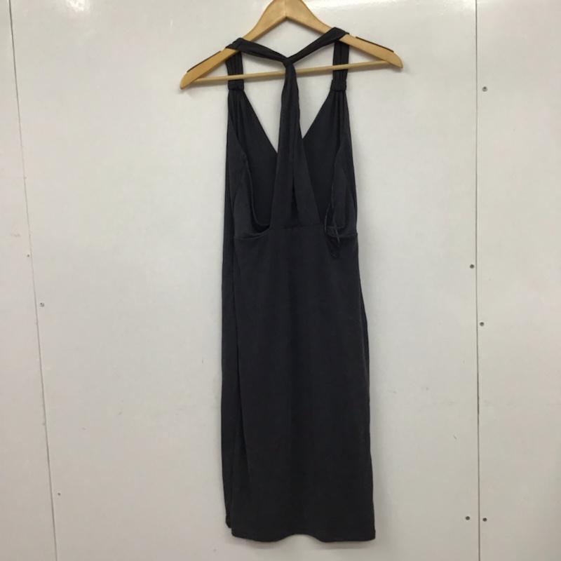 ゲス Guess ワンピース ひざ丈スカート W72K61R5W90 SL JOAN HALTER DRESS M 無地 ダークグレー / ダークグレー / レディース USED 古着 中古 10072572