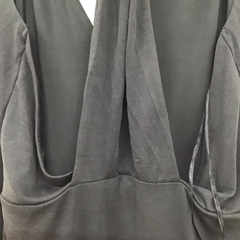 ゲス Guess ワンピース ひざ丈スカート W72K61R5W90 SL JOAN HALTER DRESS M 無地 ダークグレー / ダークグレー / レディース USED 古着 中古 10072572