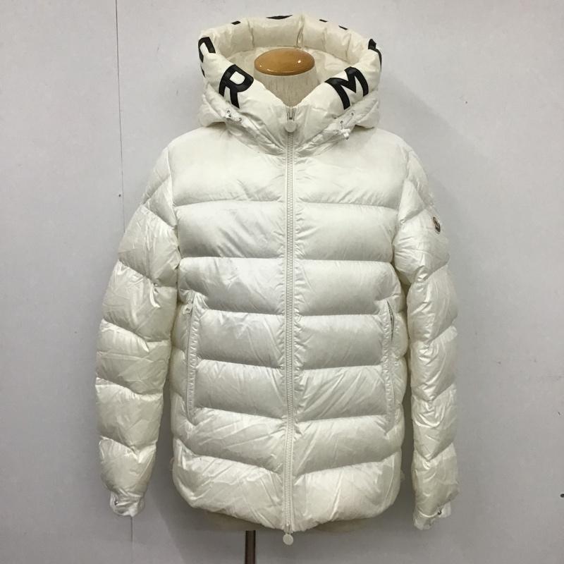 モンクレール MONCLER ジャケット、上着 ジャンパー、ブルゾン ジップアップジャケット ダウンジャケット カジュアルジャケット アウター 3 ロゴ、文字 白 / ホワイト / white メンズ USED 古着 中古 10103333