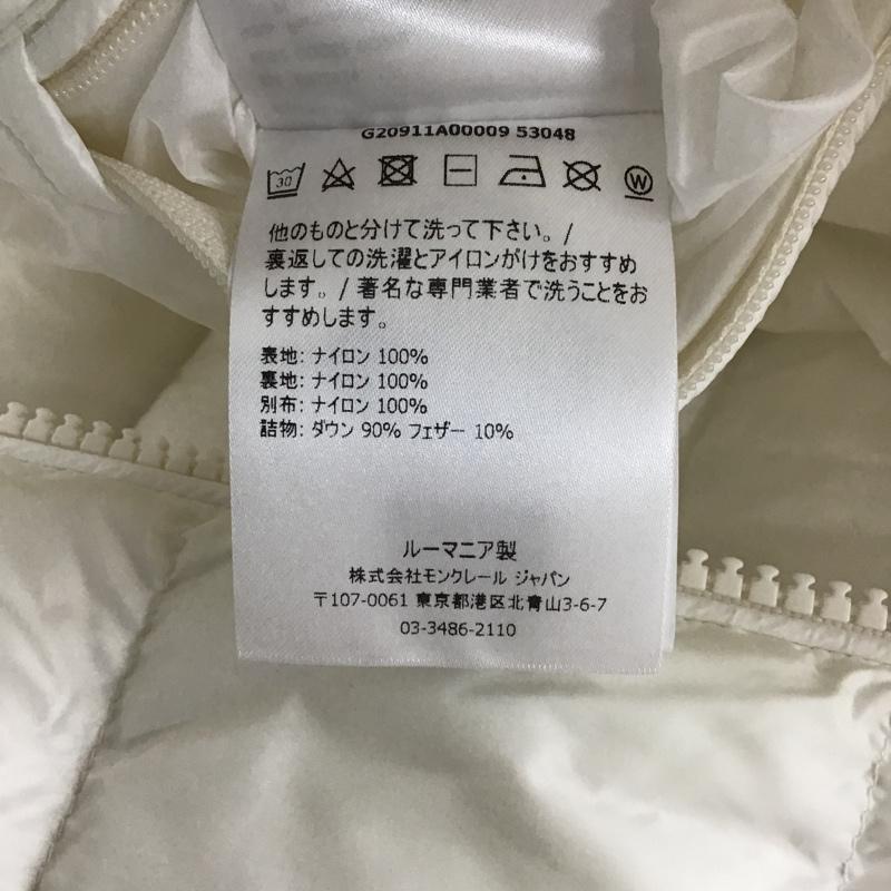モンクレール MONCLER ジャケット、上着 ジャンパー、ブルゾン ジップアップジャケット ダウンジャケット カジュアルジャケット アウター 3 ロゴ、文字 白 / ホワイト / white メンズ USED 古着 中古 10103333