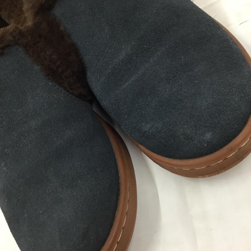 ミネトンカ Minnetonka スリッポン スリッポン 18M02 サイドゴアスリッポン ボア スニーカー ロゴ、文字 紺 / ネイビー / navy X ダークブラウン / ダークブラウン / レディース USED 古着 中古 10103578