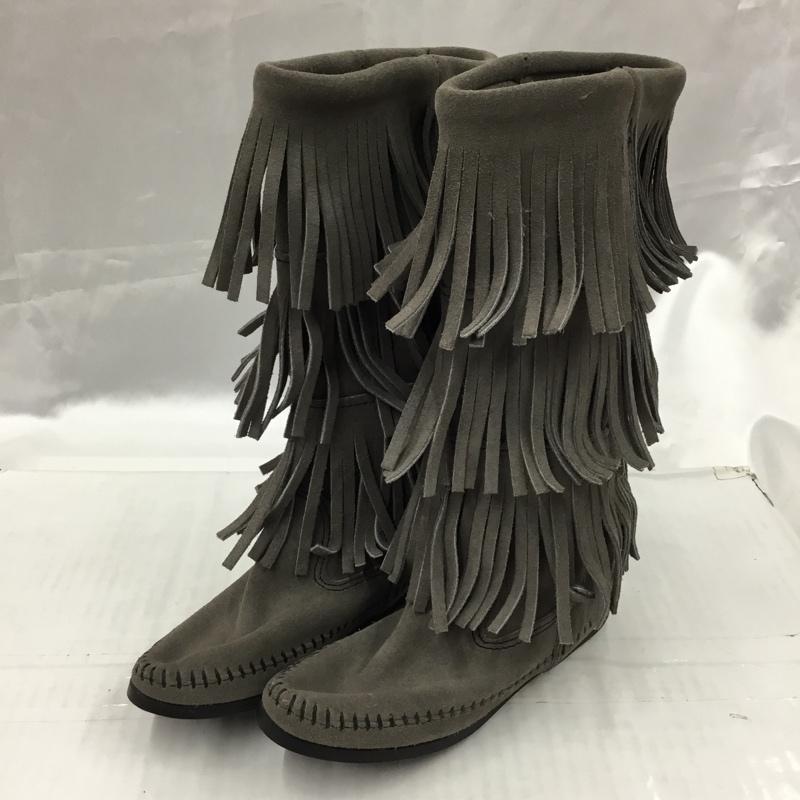 ミネトンカ Minnetonka ブーツ 一般 1631T 3段 レイヤーフリンジブーツ 無地 灰 / グレー / gray レディース USED 古着 中古 10103617