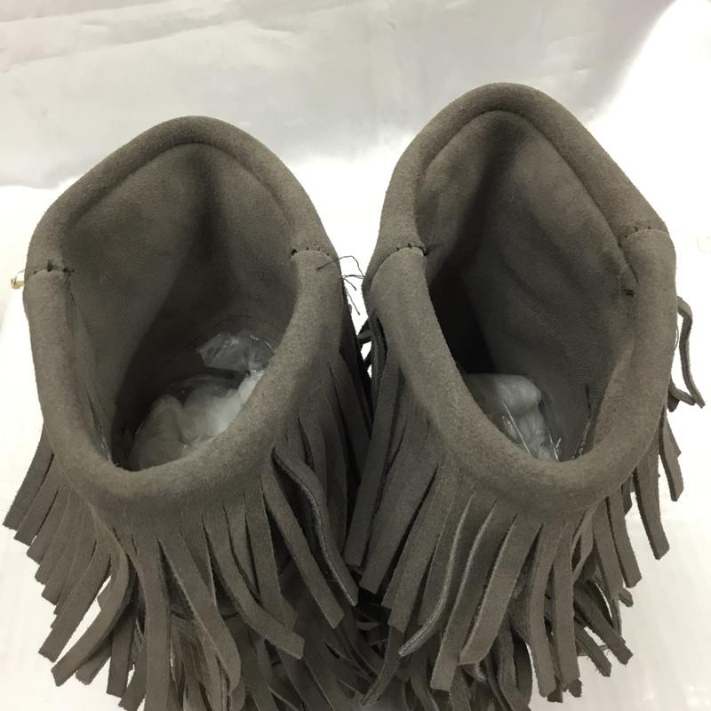 ミネトンカ Minnetonka ブーツ 一般 1631T 3段 レイヤーフリンジブーツ 無地 灰 / グレー / gray レディース USED 古着 中古 10103617
