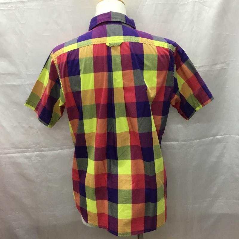 コロンビア Columbia シャツ、ブラウス 半袖 半袖シャツ カラーシャツ 半袖カットソー チェックシャツ M メンズ USED 古着 中古 10109002