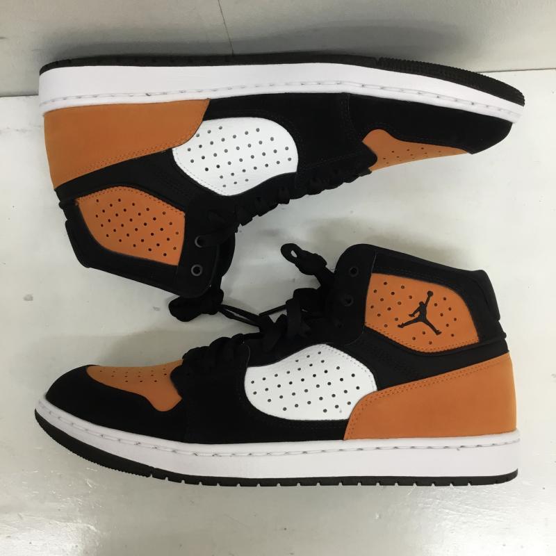 ナイキ NIKE スニーカー スニーカー AR3762-008 NIKE JORDAN ACCESS ナイキ ジョーダン アクセス 29.0cm ロゴ、文字 黒 / ブラック / X 橙 / オレンジ /  メンズ USED 古着 中古 10125307