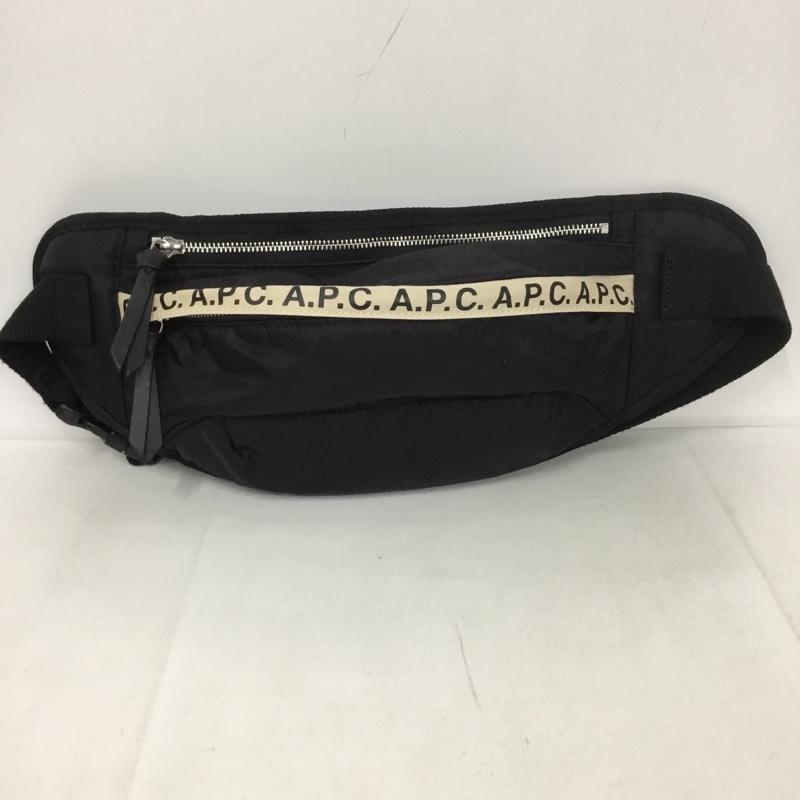 アーペーセー A.P.C. ウエストバッグ ウエストバッグ ボディバッグ ロゴ、文字 黒 / ブラック /  メンズ USED 古着 中古 10125413
