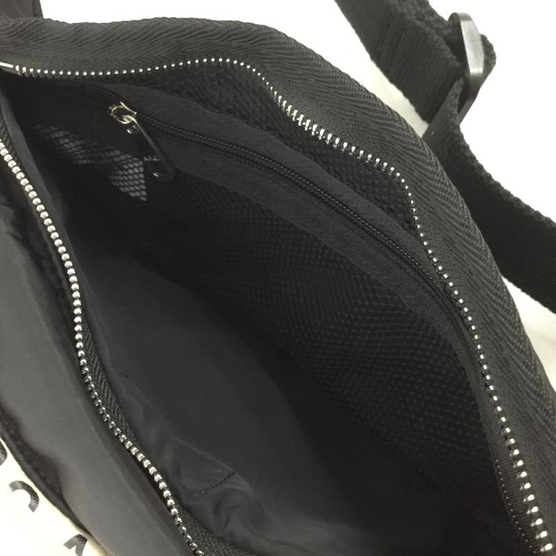 アーペーセー A.P.C. ウエストバッグ ウエストバッグ ボディバッグ ロゴ、文字 黒 / ブラック /  メンズ USED 古着 中古 10125413