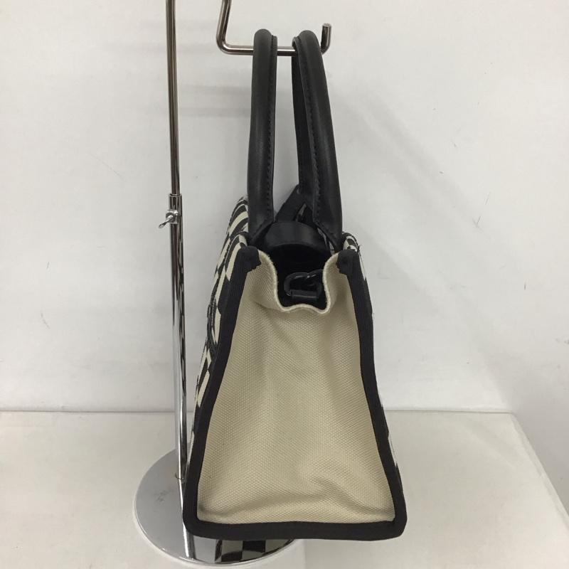 チャールズアンドキース charles&keith ハンドバッグ ハンドバッグ Avenue アベニュー スクエア 2WAY ショルダー チェック 黒 / ブラック / X アイボリー / アイボリー /  レディース USED 古着 中古 10125693