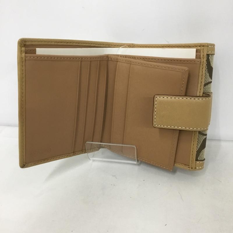 コーチ COACH 財布 二つ折り ダブルホック シグネチャー パスケース ロゴ、文字 ベージュ / ベージュ /  レディース USED 古着 中古 10125908