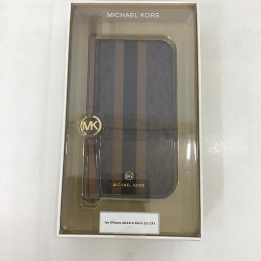 マイケルコース MICHAEL KORS ファッション小物 ファッション小物 MKSTTCBRWFLIP2261 iPhoneケース 手帳型 iPhone 14 Folio Case Stripe With Tassel Charm for MagSafe ロゴ、文字 茶 / ブラウン /  レディース USED 古着 中古 10126209
