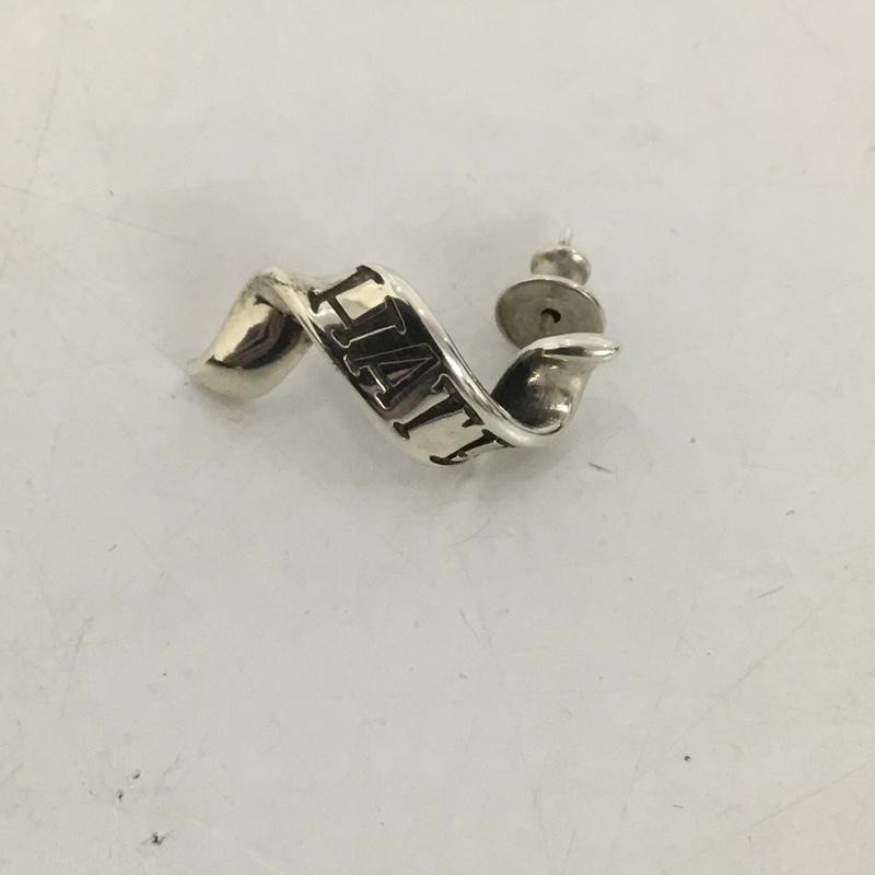 ラットレース RATRACE アクセサリー ピアス Flutter Ribbon Pierce HATE 片耳用 ロゴ、文字 銀 / シルバー /  メンズ USED 古着 中古 10126353