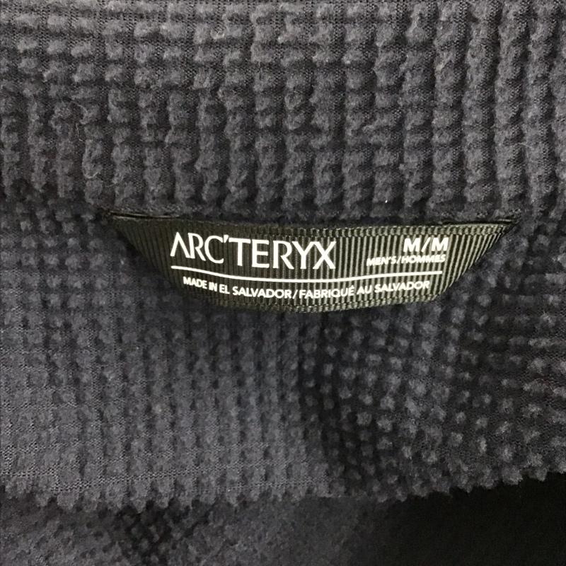 アークテリクス ARC TERYX ジャケット、上着 ジャンパー、ブルゾン ジップアップジャケット ナイロンジャケット アウター スポーツウェア M ロゴ、文字 紺 / ネイビー /  メンズ USED 古着 中古 10126432
