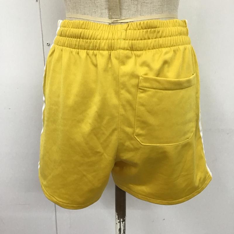 アディダス adidas パンツ ショートパンツ CY4764 3ストライプ スポーツウェア M ロゴ、文字 黄 / イエロー / X 白 / ホワイト /  レディース USED 古着 中古 10126477