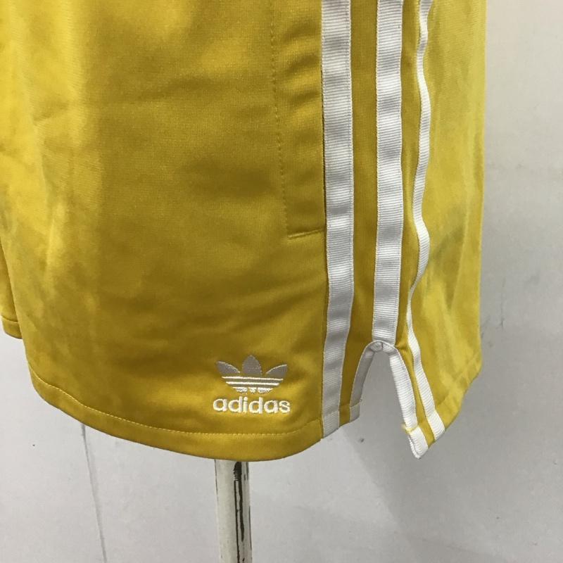 アディダス adidas パンツ ショートパンツ CY4764 3ストライプ スポーツウェア M ロゴ、文字 黄 / イエロー / X 白 / ホワイト /  レディース USED 古着 中古 10126477