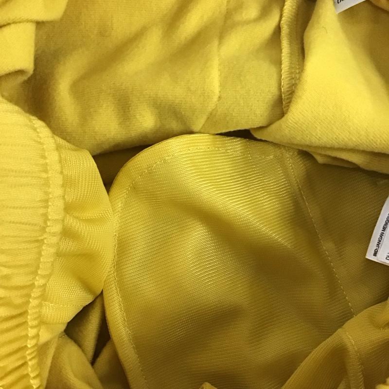 アディダス adidas パンツ ショートパンツ CY4764 3ストライプ スポーツウェア M ロゴ、文字 黄 / イエロー / X 白 / ホワイト /  レディース USED 古着 中古 10126477