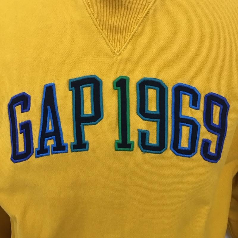 ギャップ GAP トレーナー 長袖 長袖トレーナー スウェット クルーネック プルオーバー M ロゴ、文字 黄 / イエロー /  メンズ USED 古着 中古 10126591