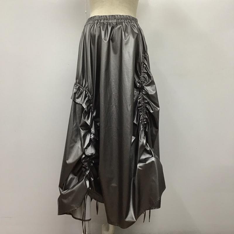 ページボーイ PAGEBOY スカート ロングスカート PB350117TS メタリックロングスカート FREE 無地 銀 / シルバー /  レディース USED 古着 中古 10126624