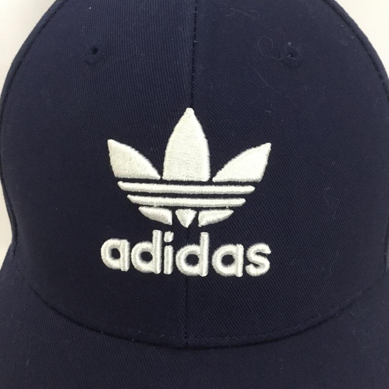 アディダス adidas 帽子 キャップ IL4843 トレフォイル ベースボールキャップ ロゴ、文字 紺 / ネイビー /  メンズ USED 古着 中古 10126708