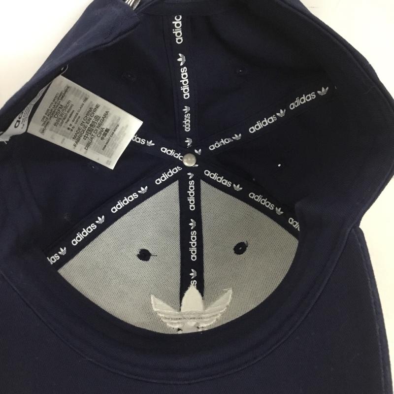 アディダス adidas 帽子 キャップ IL4843 トレフォイル ベースボールキャップ ロゴ、文字 紺 / ネイビー /  メンズ USED 古着 中古 10126708
