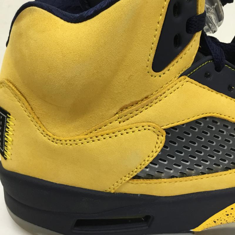 ナイキ NIKE スニーカー スニーカー CQ9541-704 AIR JORDAN 5 RETRO SE 26.5cm 無地 黄 / イエロー / X 紺 / ネイビー /  メンズ USED 古着 中古 10126766