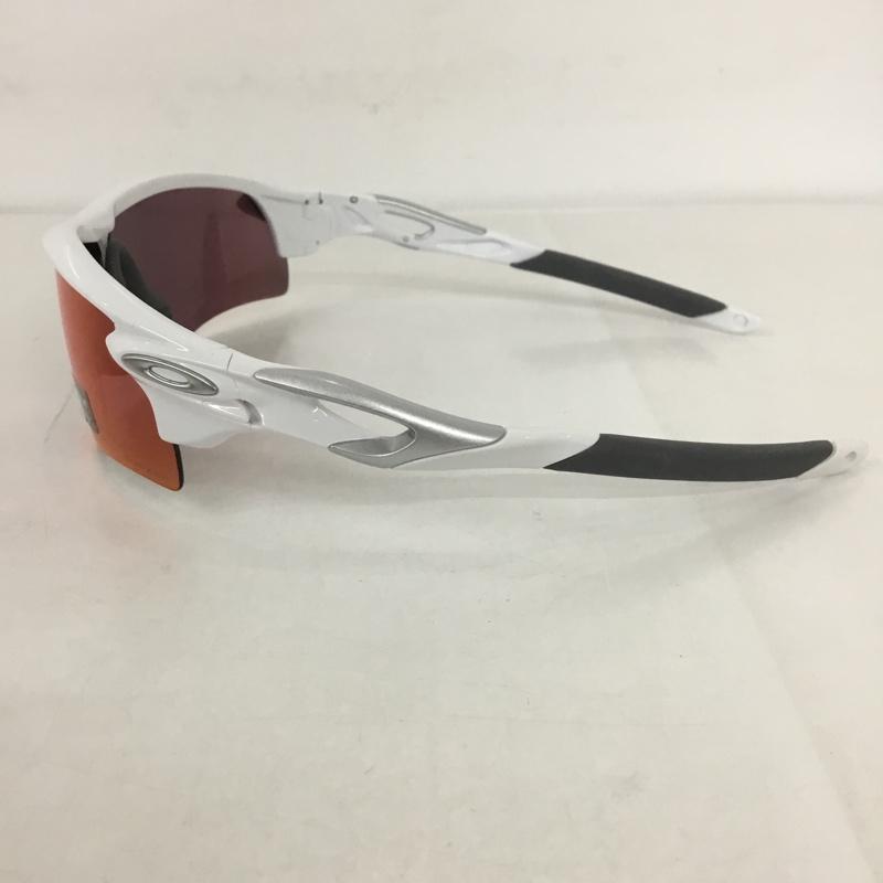 オークリー OAKLEY めがね・サングラス サングラス OO9206-26 RADARLOCK スポーツサングラス 箱有 ロゴ、文字 白 / ホワイト / X 灰 / グレー /  メンズ USED 古着 中古 10126894