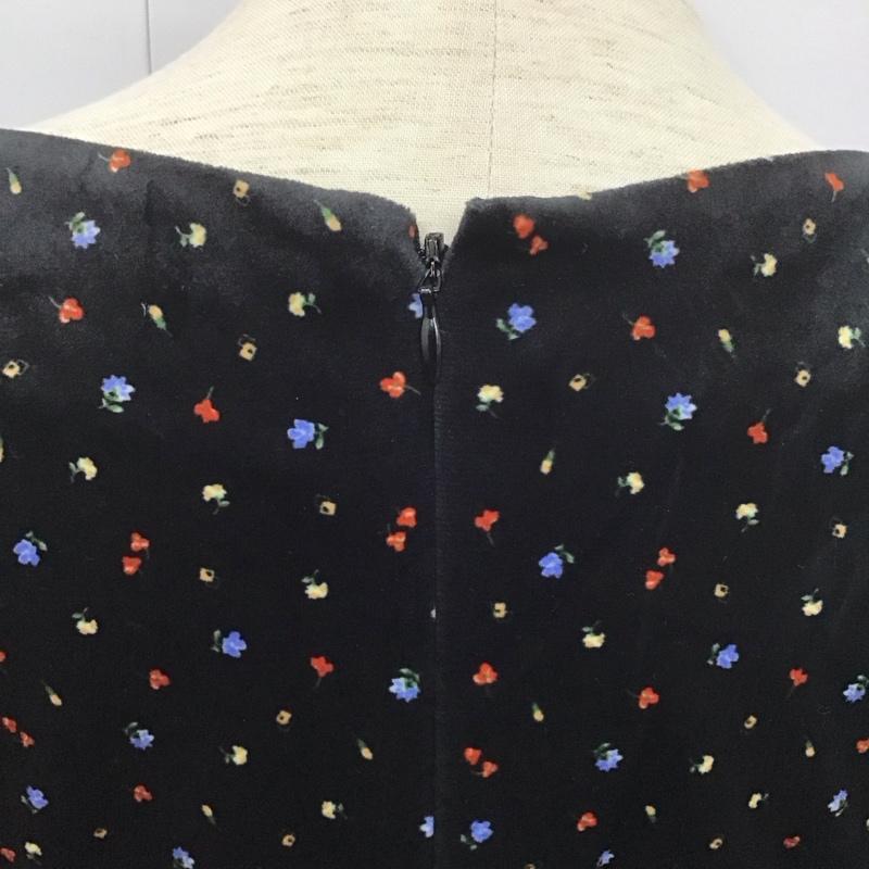 ダズリン dazzlin ワンピース ミニスカート 長袖ワンピース スウェード Vネック S 花柄 黒 / ブラック /  レディース USED 古着 中古 10126915