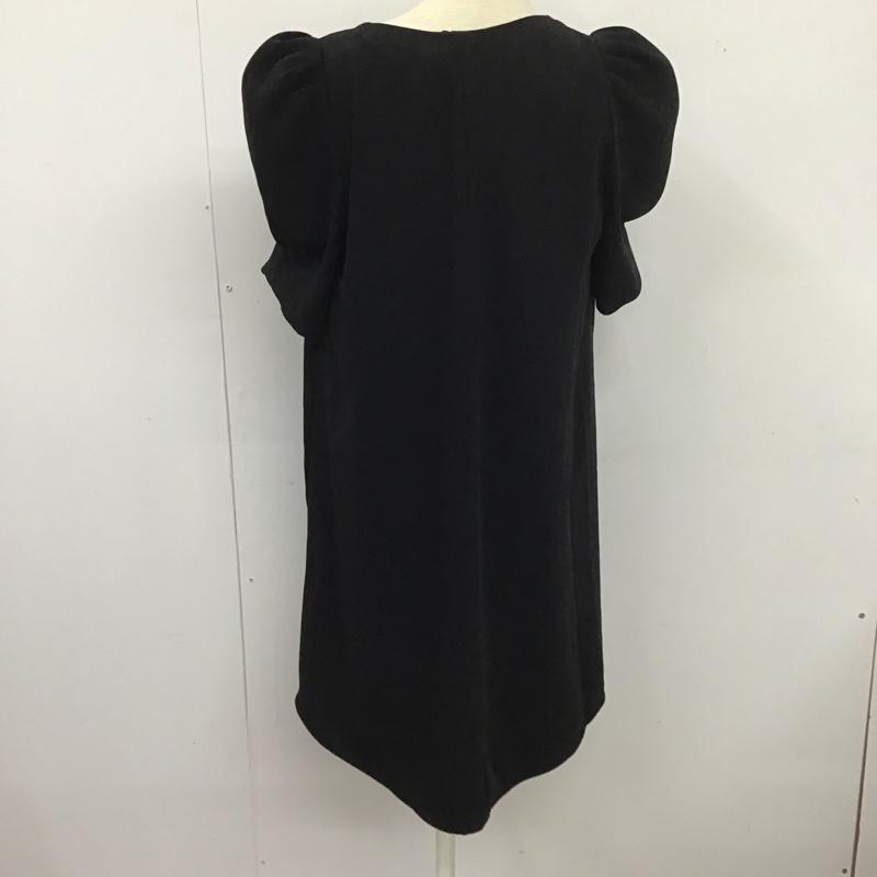 ザラ ZARA ワンピース ひざ丈スカート 半袖ワンピース Vネックワンピース パフスリーブ M 無地 黒 / ブラック /  レディース USED 古着 中古 10126928