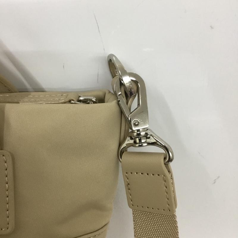 アニエス・ベー agnes b. ショルダーバッグ ショルダーバッグ DAI-17 ハンドバッグ 2WAY ロゴ、文字 ベージュ / ベージュ /  レディース USED 古着 中古 10127289