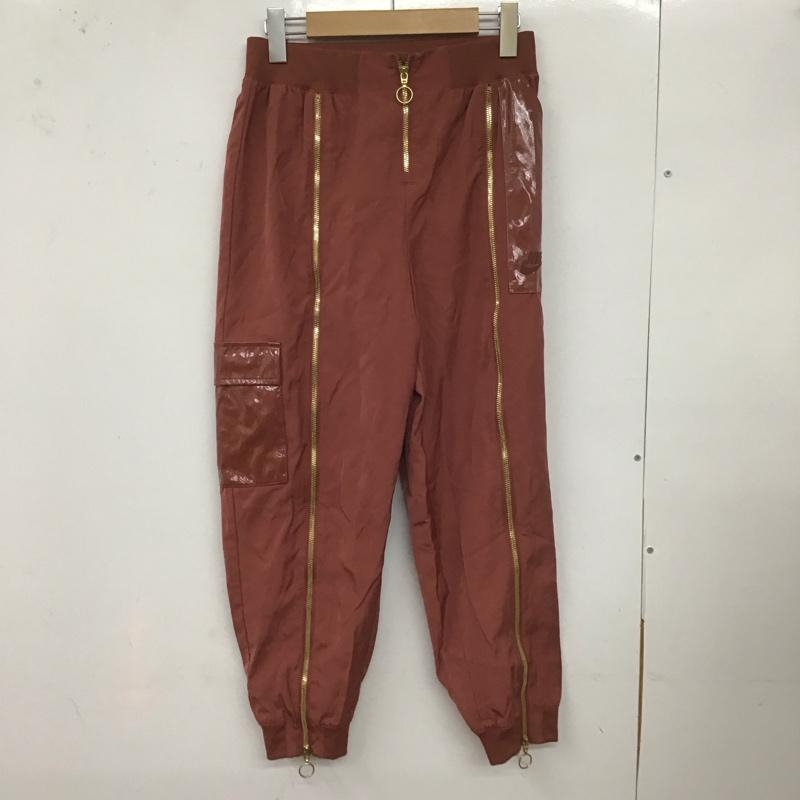 ナイキ NIKE パンツ ワークパンツ、ペインターパンツ dm1726-652 ウインドロングパンツ ワイドパンツ スポーツウェア S ロゴ、文字 マルチカラー / マルチカラー /  レディース USED 古着 中古 10127380