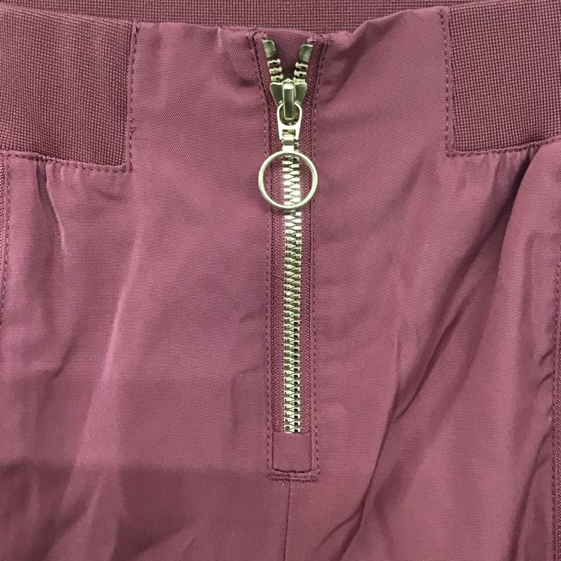 ナイキ NIKE パンツ ワークパンツ、ペインターパンツ dm1726-652 ウインドロングパンツ ワイドパンツ スポーツウェア S ロゴ、文字 マルチカラー / マルチカラー /  レディース USED 古着 中古 10127380