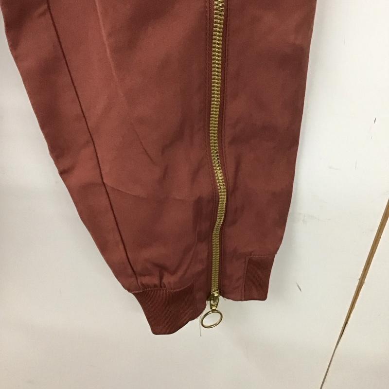 ナイキ NIKE パンツ ワークパンツ、ペインターパンツ dm1726-652 ウインドロングパンツ ワイドパンツ スポーツウェア S ロゴ、文字 マルチカラー / マルチカラー /  レディース USED 古着 中古 10127380