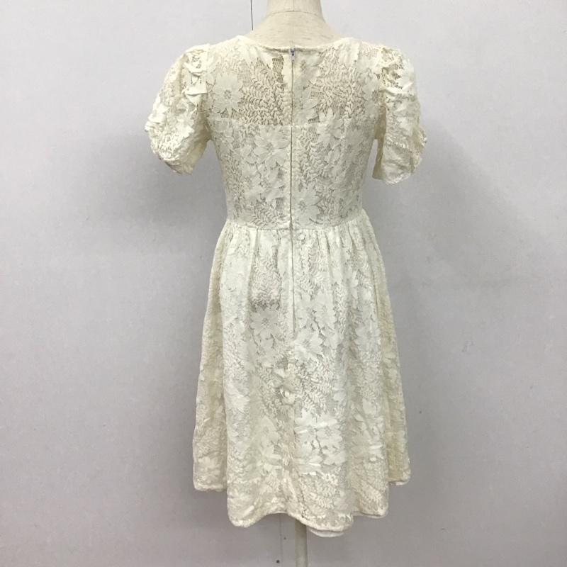 ダズリン dazzlin ワンピース ひざ丈スカート 半袖ワンピース フレアスカート クルーネック M 総柄 白 / ホワイト /  メンズ USED 古着 中古 10127398