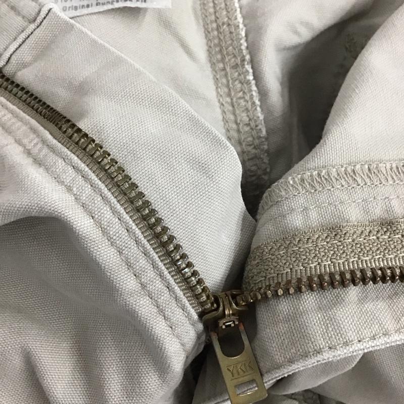 カーハート Carhartt パンツ ワークパンツ、ペインターパンツ ワークパンツ ワイドパンツ カーゴパンツ 38インチ ロゴ、文字 ベージュ / ベージュ /  メンズ USED 古着 中古 10127417