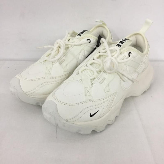 ナイキ NIKE スニーカー スニーカー DD9682-100 W TC 7900 23cm 23.0cm ロゴ、文字 白 / ホワイト /  レディース USED 古着 中古 10127528