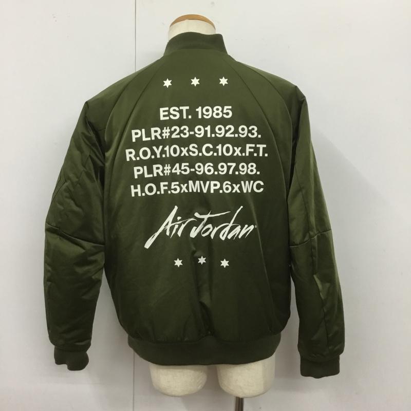 エアジョーダン AIR JORDAN ジャケット、上着 ジャケット、ブレザー av5998-395 グレイテストJ-1ボンバージャケット アウター スタジャン ジャンパー M ロゴ、文字 カーキ / カーキ /  メンズ USED 古着 中古 10127676